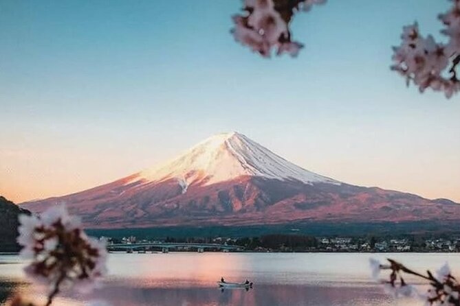 Full Day Private Tour To Mount Fuji Assisted By English Chauffeur Tour Details