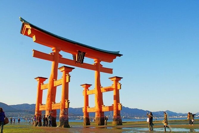 Hiroshima and Miyajima Day Walking Tour Tour Overview