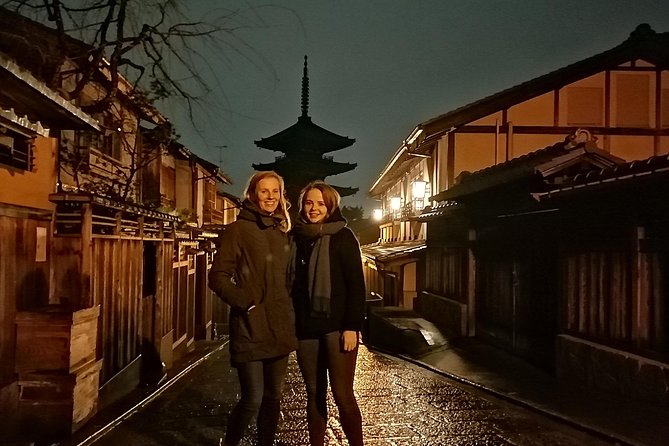 Kyoto Night Walk Tour (Gion District) Tour Details