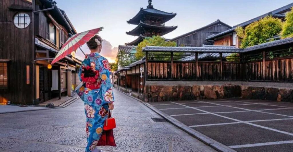 Kyoto:Kiyomizu dera, Kinkakuji, Fushimi Inari Day Tour Overview of the Day Kyoto Tour