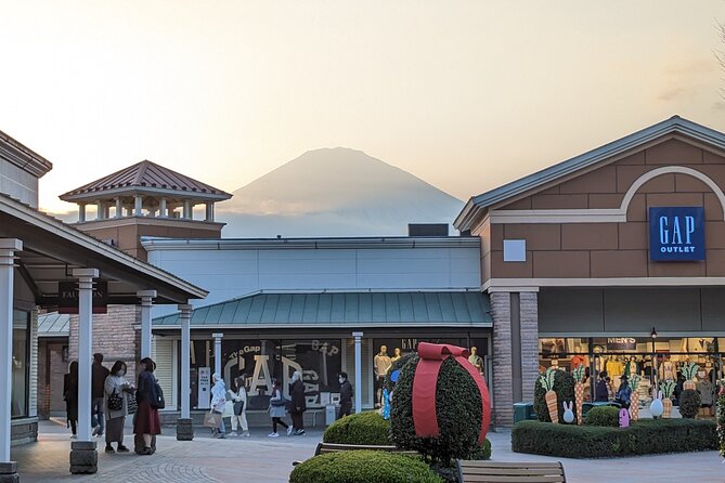 Private Car Mt Fuji and Gotemba Outlet in One Day From Tokyo Tour Details