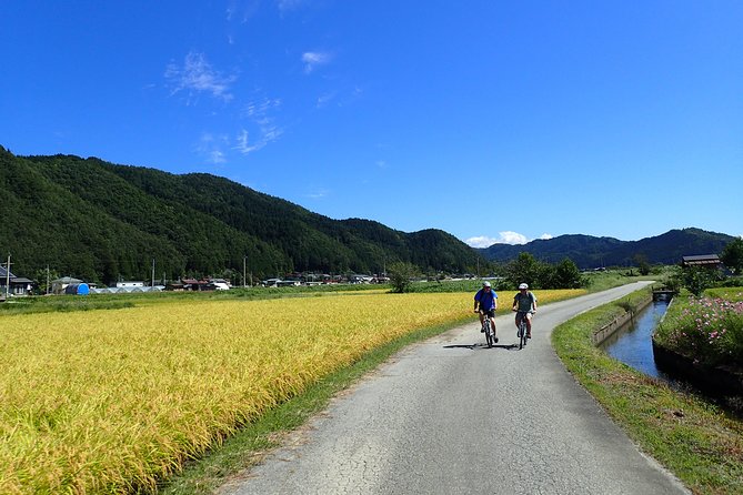 Private group Morning Cycling Tour in Hida Furukawa Tour Details