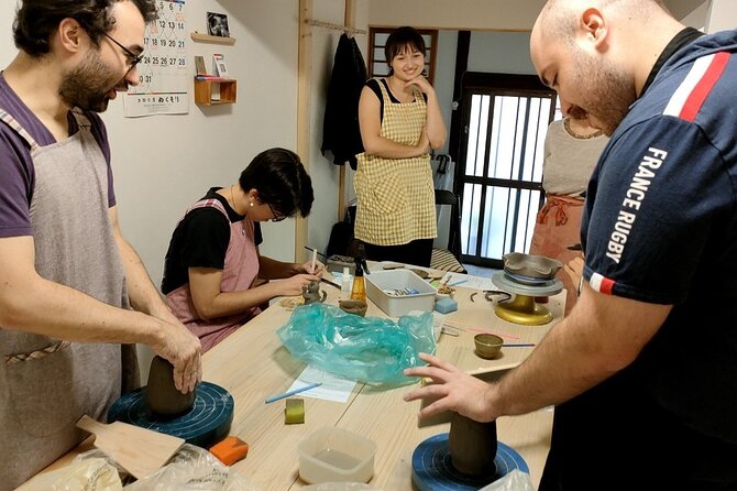 Private Handicraft Session With Japanese Ceramics in Osaka Experience Details