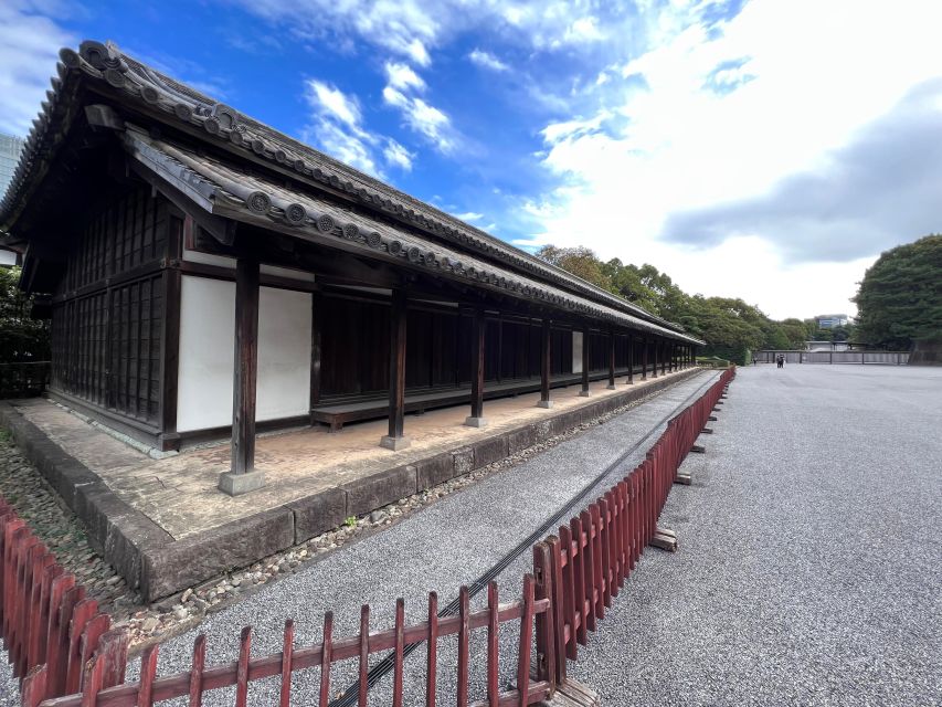 Tokyo: Audio Guide of Tokyo Imperial Palace Activity Details