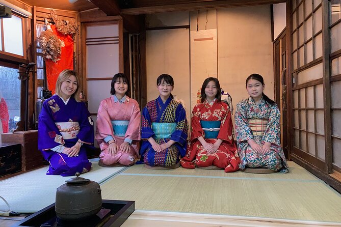 A Unique Antique Kimono and Tea Ceremony Experience in English - Reviews