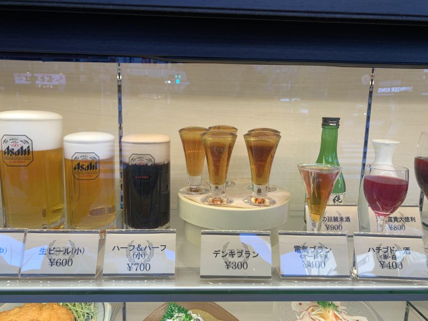 Asakusa: Culture Exploring Bar Visits After History Tour - Beauty of Historic Landmarks at Night