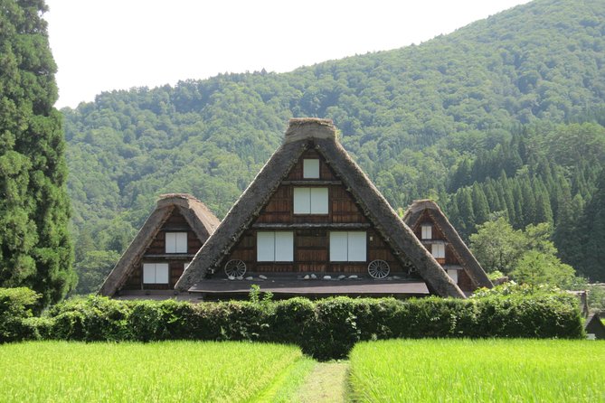 [Day Trip Bus Tour From Kanazawa Station] Weekend Only! World Heritage Shirakawago Day Bus Tour - Meeting Point Details