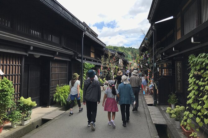 Experience Takayama Old Town 30 Minutes Walk - End Point Information