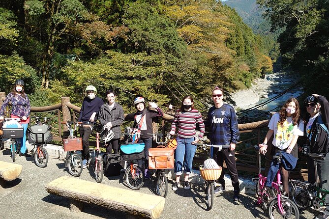 Iya Valley BROMPTON Bicycle Tour - Features