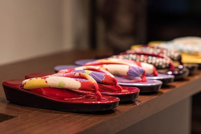 Kimono and Yukata Experience in Kyoto - Dressing in Traditional Attire