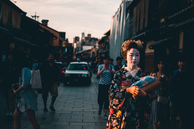 Kyoto Private Night Tour: From Gion District To Old Pontocho, 100% Personalized - Inclusions and Exclusions