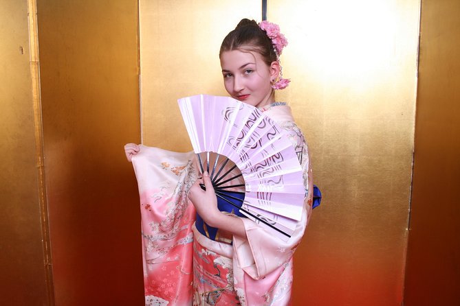 Studio Kimono Photo - Inclusions