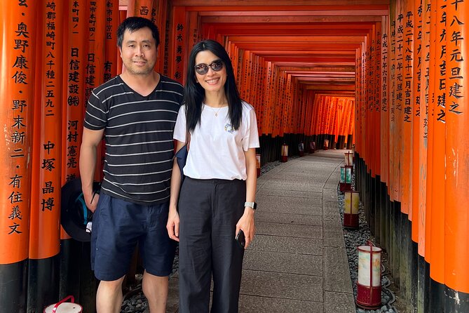 Gion and Fushimi Inari Shrine Kyoto Highlights With Government-Licensed Guide - Fushimi Inari Shrine Visit