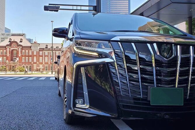 Private Arrival Transfer From Osaka Itami International Airport to Kyoto City - Vehicle and Driver Details