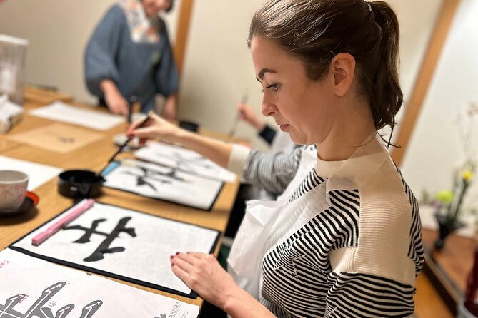 Private Japanese Calligraphy Class in Kyoto - Host Responses