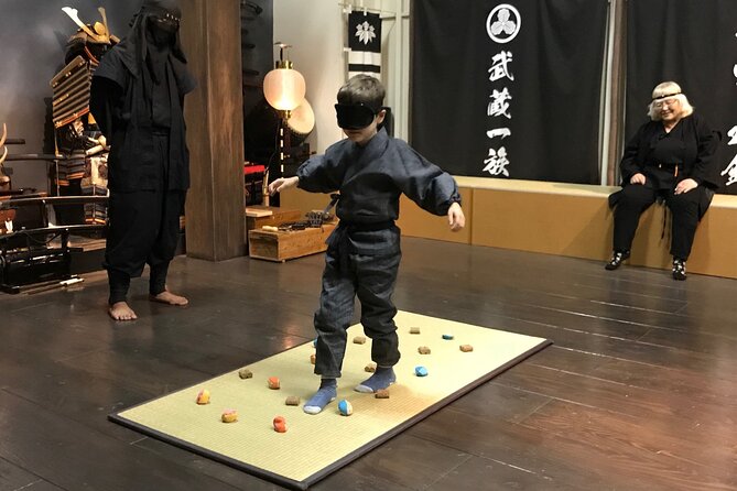 90-min Elite Ninja 5 Basic Techs in the Ninja Clan Dojo in Tokyo - Taking in Training Etiquettes