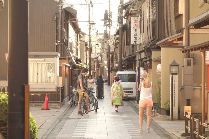Discover the Beauty of Kyoto on a Bicycle Tour! - Guide Information