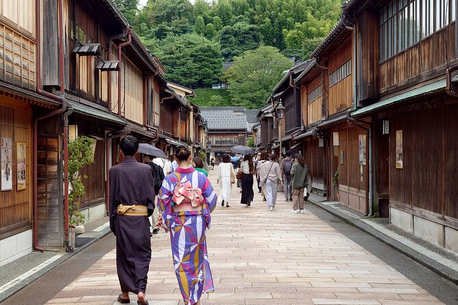 Full-Day Tour From Kanazawa: Samurai, Matcha, Gardens and Geisha - Directions and Accessibility