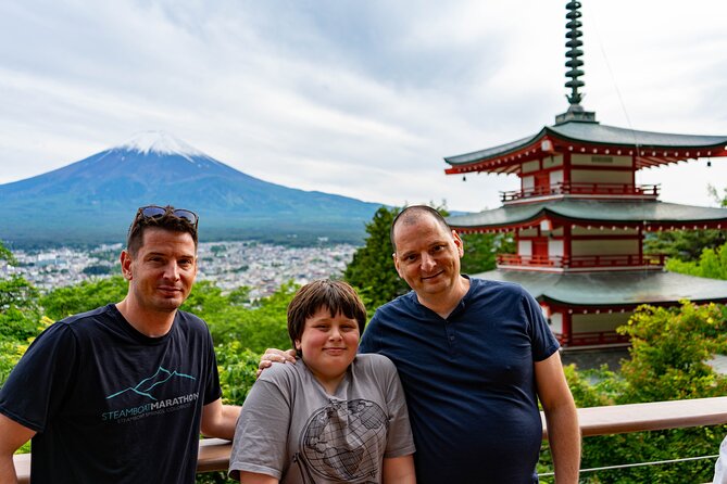 Mt. Fuji Private Sightseeing Tour With Local From Tokyo - Customer Reviews and Experiences