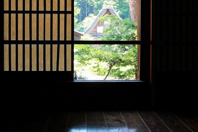 Private Tour of Shirakawago From Kanazawa (Half Day) - Meeting and Pickup