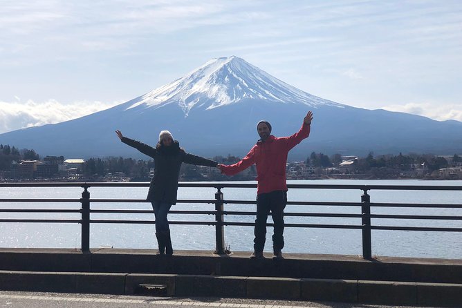 Tour Around Mount Fuji Group From 2 People ¥32,000 - Accessibility Details