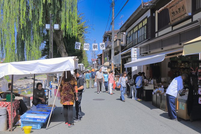 Takayama and Shirakawago Photoshoot by Professional Photographer - Booking