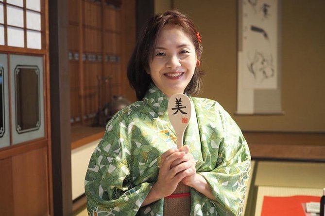 An Amazing Set of Cultural Experience: Kimono, Tea Ceremony and Calligraphy - Visitor Experiences