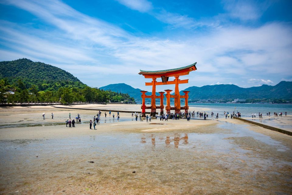 The Peace Memorial to Miyajima : Icons of Peace and Beauty - Itsukushima Shrine: A Floating Symbol of Harmony