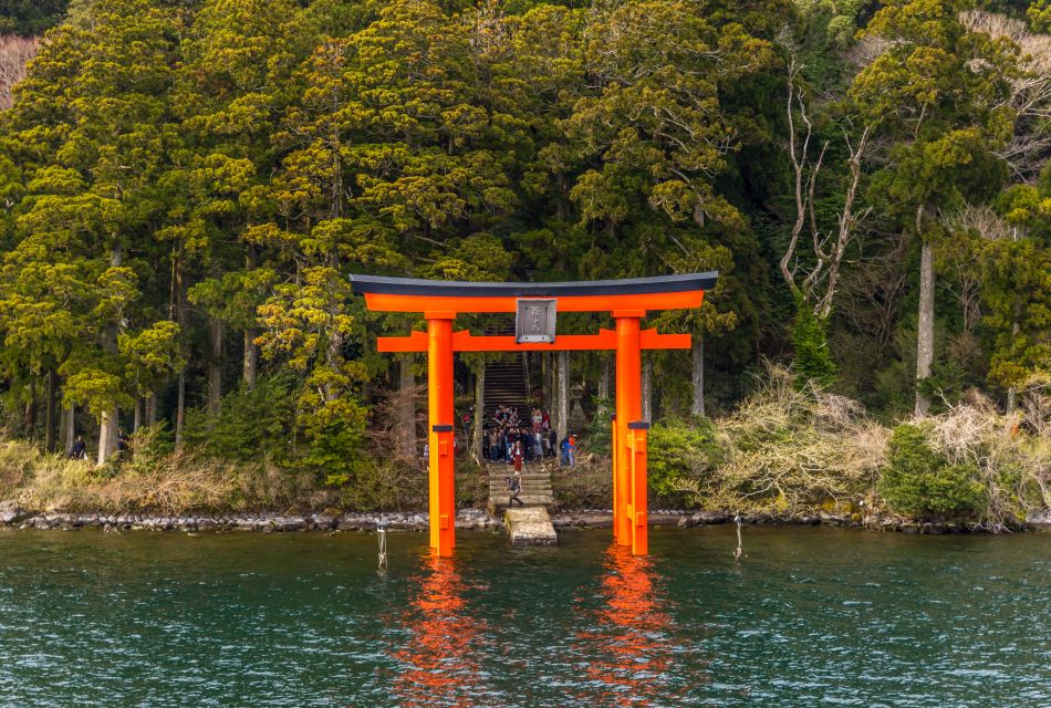 From Tokyo: Private Day Trip to Hakone With Lake Ashi Cruise - Common questions