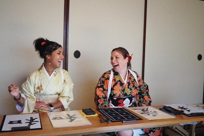 An Amazing Set of Cultural Experience: Kimono, Tea Ceremony and Calligraphy - Key Points